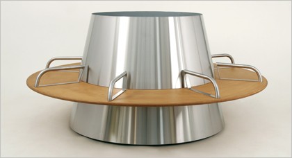 Pflanzgefaess edelstahl mit Sitzumrandung